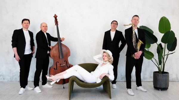 Jazzplay это джаз бенд, объединяющий традиции и новаторство. Наш сайт https://jazzplay.ru
