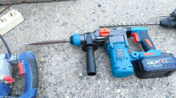 Перфоратор HEIMERDINGER LB305  обзор и сравнение с HEIMERDINGER LB169 и сетевым перфоратором