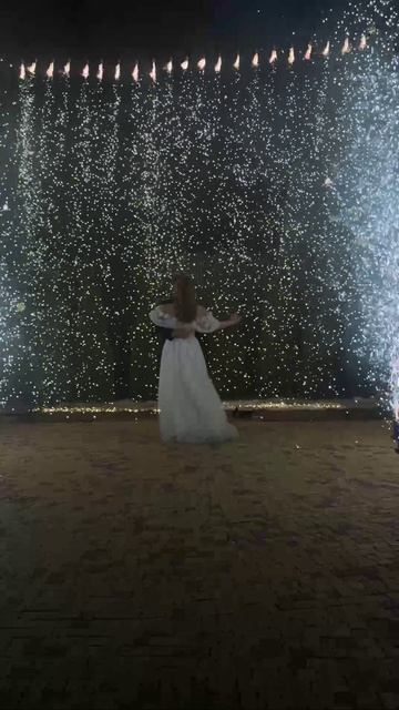 Водопад из фейераерка на свадьбу, вспышки, фонтаны , 04.10.25 , Шодо