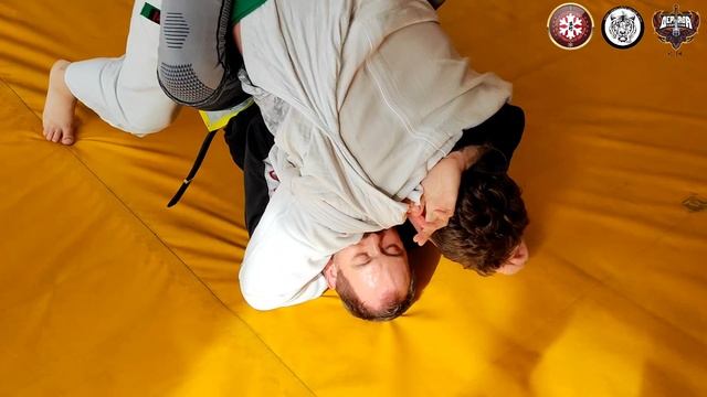 открытый ковёр