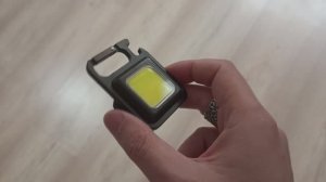 Обзор на мощный фонарик брелок аккумуляторный - keychain light