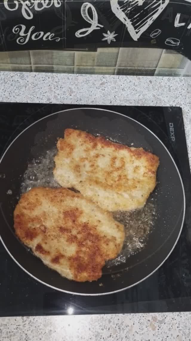 Шницель с сыром.