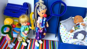 УШЛИ В ЦИРК🎪 БЕЗ МАКСА😭 Катя и Макс веселая семейка! Куклы Барби истории ДаринелкаТВ