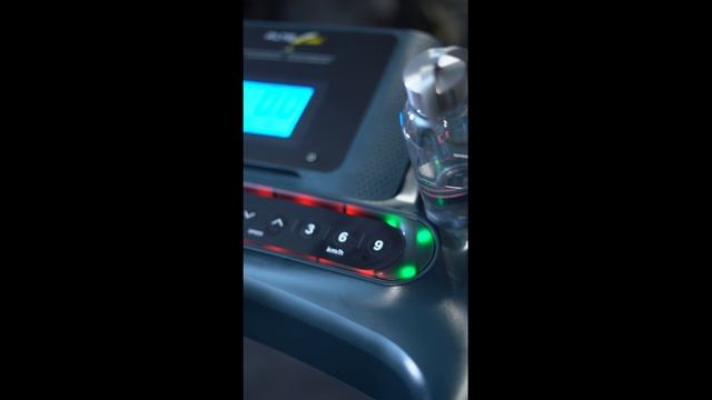 Беговая дорожка Altezani ALS1200 A. Видеообзор. смотреть онлайн