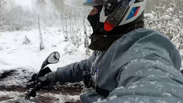 Катаю по первому снегу на двухсоткубовом квадрике Kayo