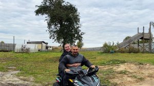 Как нам попасть домой? Делать самим или нанять рабочих? Она остается? Ремонт в доме продолжается.