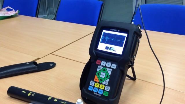 Контроль пластиковых трубок - толщиномер 38DL Plus смотреть онлайн