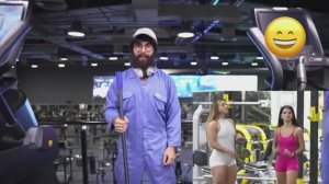 Уборщик ШОКИРУЕТ Красоток ШВАБРОЙ 32КГ. Мастер спорта Пранкует ЗАПАД