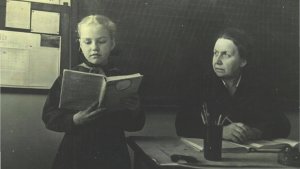 "В ГЛАЗАХ У ВАС- ОЗЁРА ДОБРОТЫ!!!"ПОСВЯЩЕНИЕ УЧИТЕЛЯМ!