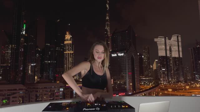 Muskat - Indie Dance Mix ｜2024-DUBAI｜ Idoru, EDX, Frey, Adam Ten, Diplo, HUGEL, Catz'n Dogz, REBRN смотреть онлайн