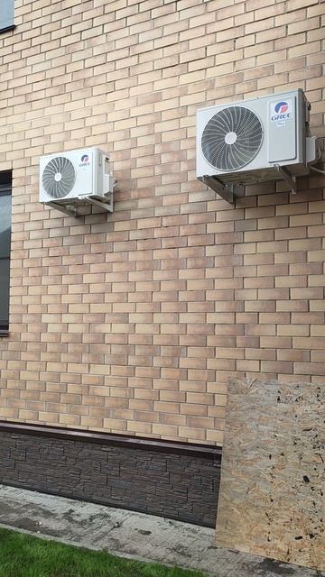 Установка кондиционера Gree BORA 07 Inverter в спальню.
