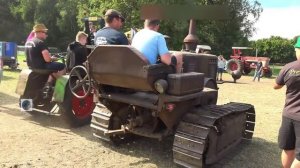 Выставка и показ старинных тракторов