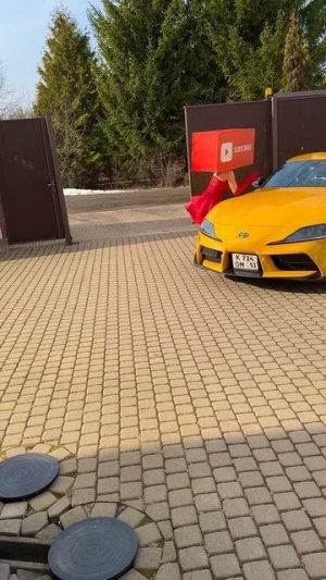 Девушка подписка пришла за мной!