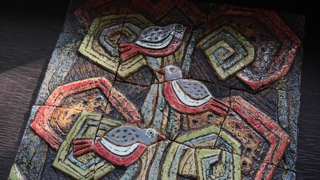 примеры работ студентов с интенсива по керамическому рельефу