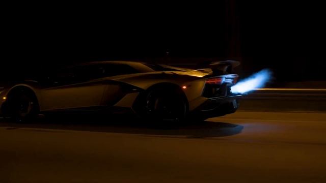 Ulascan Topcu - Medusa смотреть онлайн