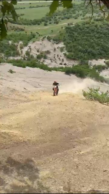 2025_05_08_20_11_IMG_1082 смотреть онлайн