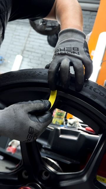 Шиномонтаж с адаптацией и балансировкой для Audi RS6