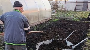 ДЕЛА ОГОРОДНЫЕ ДЕЛАЕМ ВМЕСТЕ, ГОТОВИМ ВМЕСТЕ.