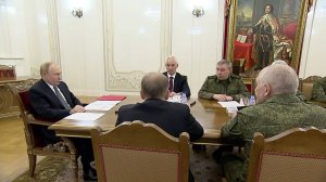 Рабочая поездка в Северо-Западный федеральный округ