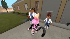 ОНА ТАКАЯ ИЗБАЛОВАННАЯ! ИСТОРИЯ В РОБЛОКСЕ Roblox Bully Story Spoiled Girl