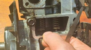 Регулировка клапанов газонокосилки Husqvarna r145sv.