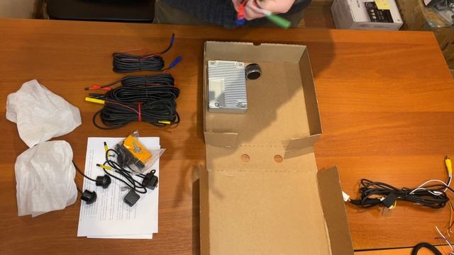 Что внутри коробки системы кругового обзора 3D STICK BIRDVIEW 360 смотреть онлайн