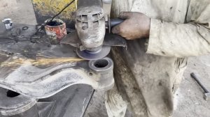 Ремонт самосвала, Пакистан. Поломка на дороге из-за отказа тормозов