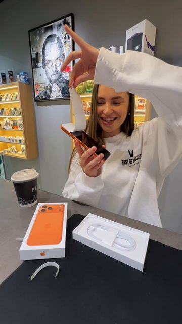 Купила новый 17 айфон сама! смотреть онлайн