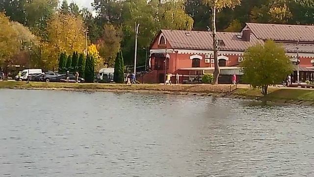 Сергиев Посад- Келарский пруд.mp4 смотреть онлайн