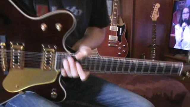 -СТАРЫЙ ДВОРИК-В.ТОЛКУНОВА-(как играть на гитаре аккорды) смотреть онлайн