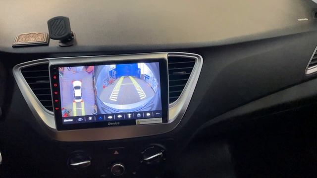 Android магнитола со встроенным 3D круговым обзором для Hyundai Solaris смотреть онлайн