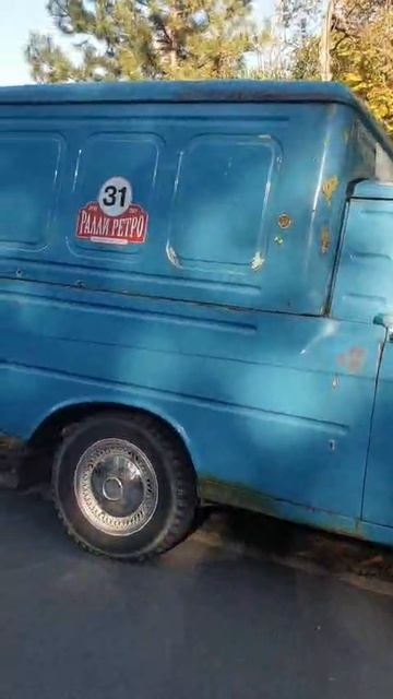 ИЖ 2715 "Пирожок" смотреть онлайн