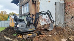 Мини экскаватор 29575. Копаю фундамент под пристройку.