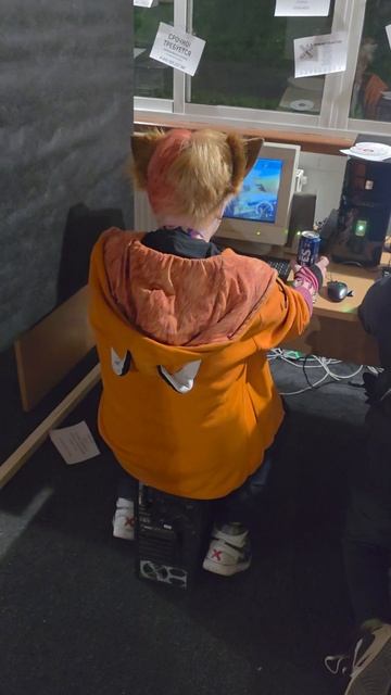 Twitch: EricMyval ЛУЧШИЕ СТУЛЬЯ смотреть онлайн