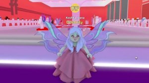 РОЗОВЫЙ ПРОТИВ ЗЕЛЁНОГО НА ПОКАЗЕ МОД! Roblox Fashion Show