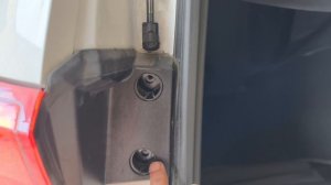 Задние фонари Хавал М6.
Оклейка бронепленкой.