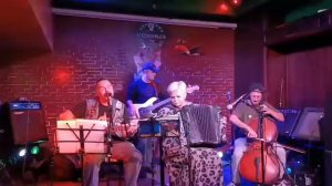 Будущее есть! - Дездемон Сидоров и Товарищи