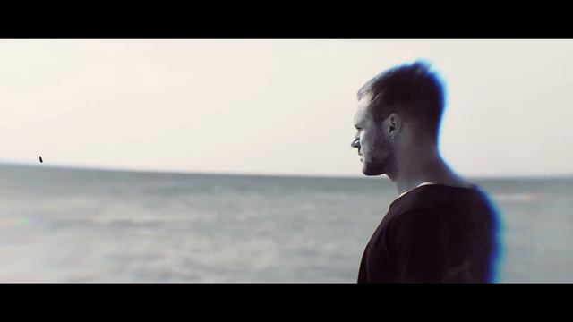 Влад Соколовский - Гораздо важней (LYRIC MOOD VIDEO)