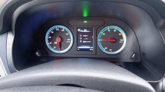 Evolute I-van
Российский электро микроавтобус ( минивен )