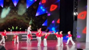 Хореографический номер «На лабутенах»