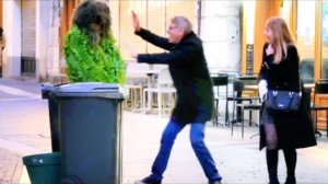 FrenchBushman, got slapped. LIKE✅AND SUBSCRIBE🙏😭😭❤️💋