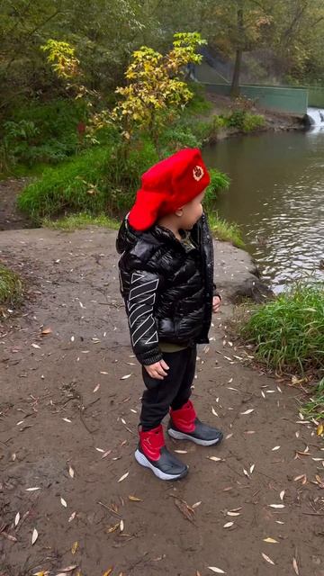 Леонардо Бой мы из Лайкее 😀 смотреть онлайн