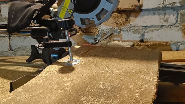 обзор торцовочной пилы Ресанта ТП-210ПЛ, распил доски 60 мм смотреть онлайн