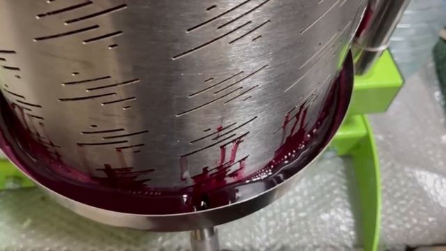 Делаем домашнее вино 2ой день смотреть онлайн