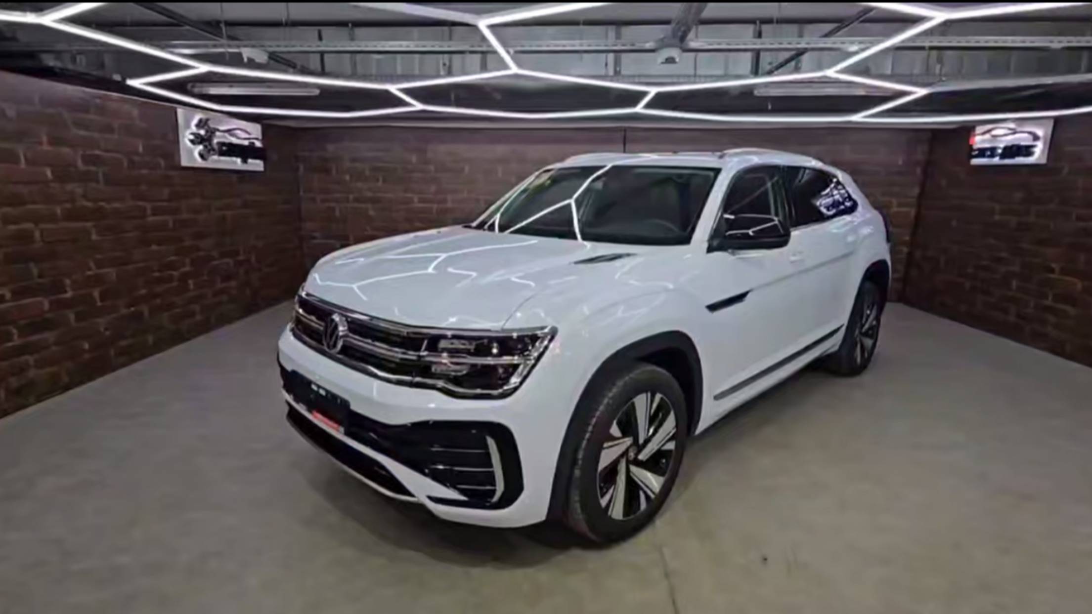 В наличии 🚘Volkswagen Teramont X смотреть онлайн