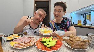 Мукбанг это мой ВЫБОР, ХУДЕЮ, но без СТРАДАНИЙ и ДИЕТ, а кто то просто так ПУХНЕТ! Семейный обед