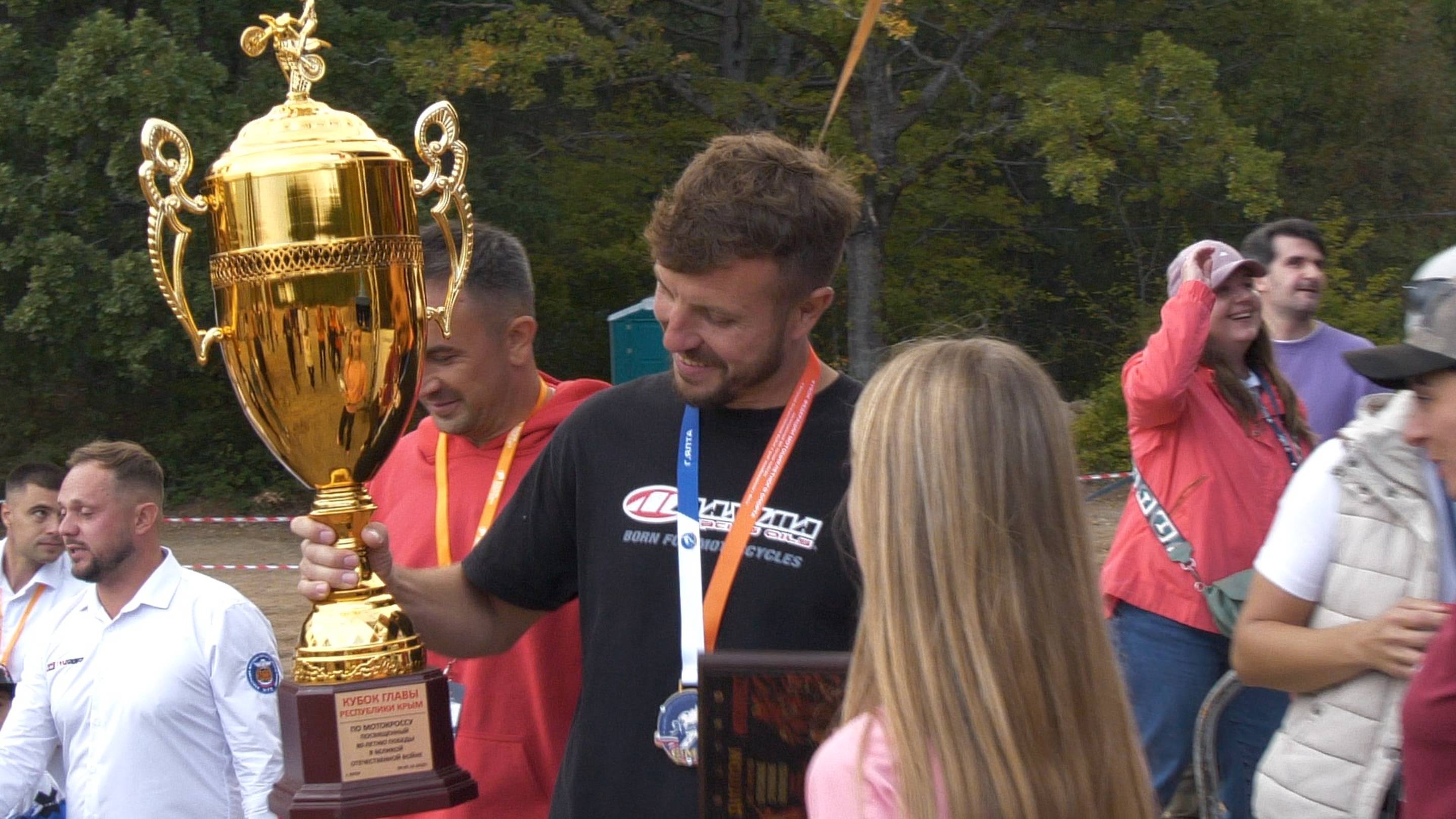 Репортаж "Всероссийские соревнования по мотокроссу", 04.10.25, г. Ялта смотреть онлайн
