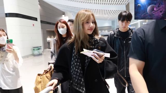 Очаровательная ЛАЛИСА МАНОБАН из BLACKPINK! Пару минут... ВИДЕО В 2К! смотреть онлайн