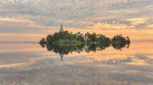 ВСТУПЛЕНИЕ К КНИГЕ "БОГ ЕСТЬ ЛЮБОВЬ. Наставления о любви к Богу и ближнему.