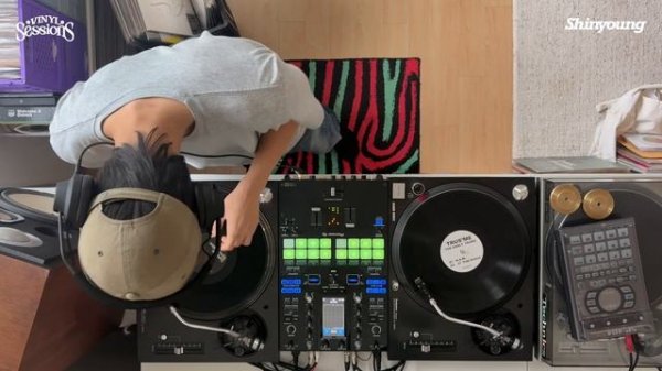 Personal Favorite Tunes with Shinyoung